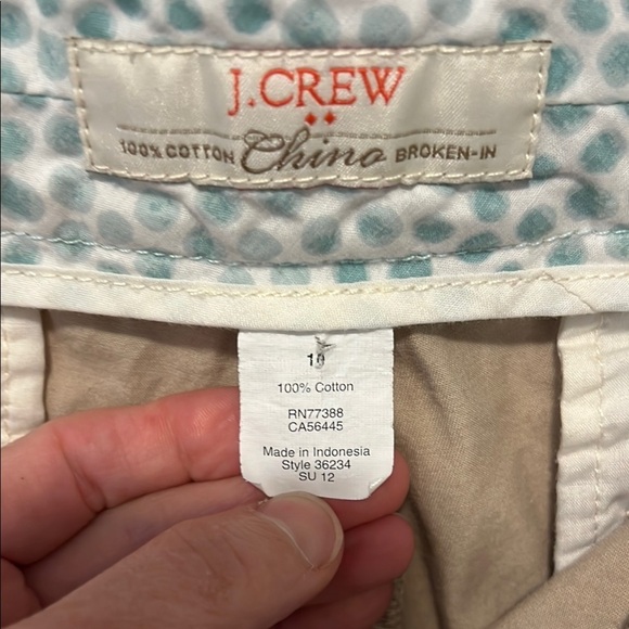 J. Crew Broken In Chino Shorts Relaxed Cotton Style - Picture 2 of 3